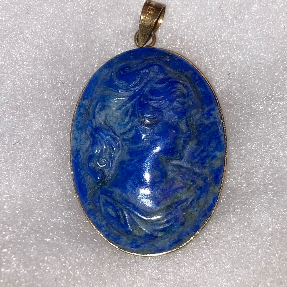 Vintage Carved BLUE LAPIS Lazuli CAMEO PENDANT set in 925 silver